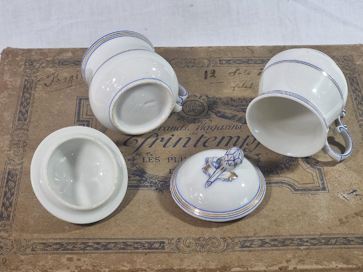 Complete Set Of 12 Antique Cream / Chocolate Porcelain Jars With Blue Trim-photo-3