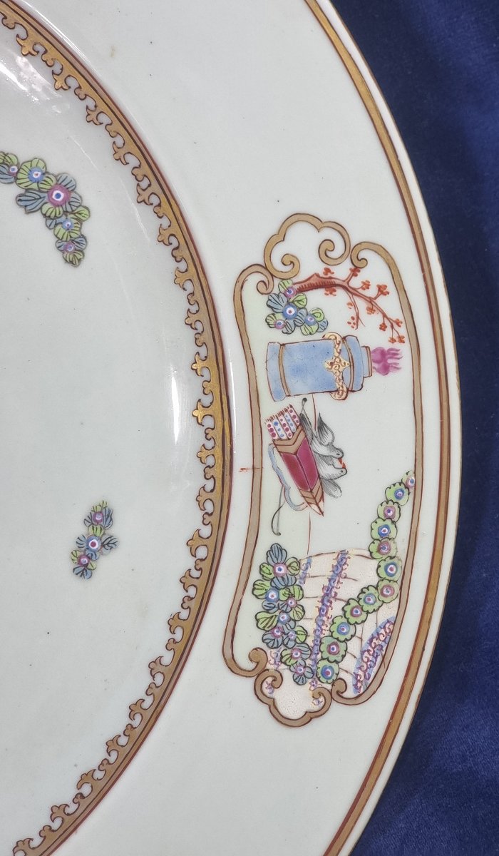Large Porcelain Dish With A Coat Of Arms, In The Style Of Chinese Export Porcelain, Attributed To Edmé Samsom-photo-4