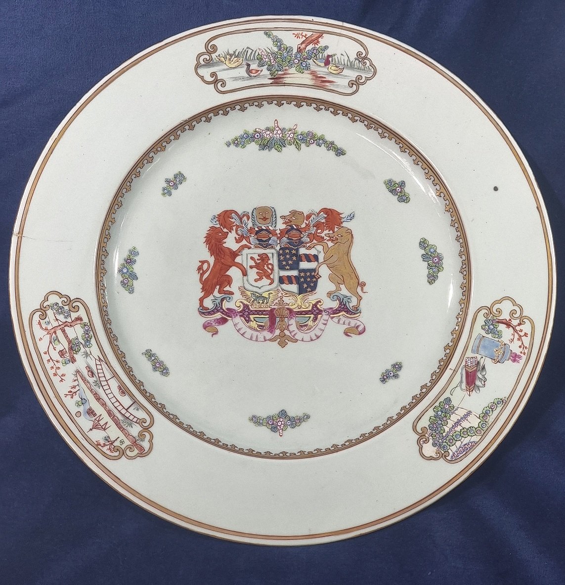 Large Porcelain Dish With A Coat Of Arms, In The Style Of Chinese Export Porcelain, Attributed To Edmé Samsom