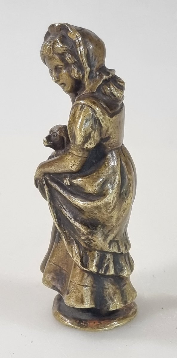 Antique Bronze Seal Depicting A Woman With A Dog – Circa 1900-photo-2