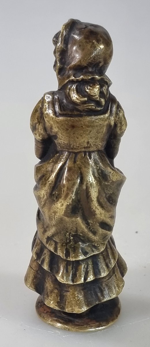 Antique Bronze Seal Depicting A Woman With A Dog – Circa 1900-photo-3