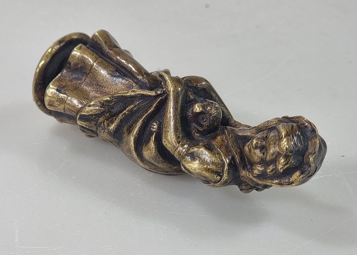 Antique Bronze Seal Depicting A Woman With A Dog – Circa 1900-photo-2