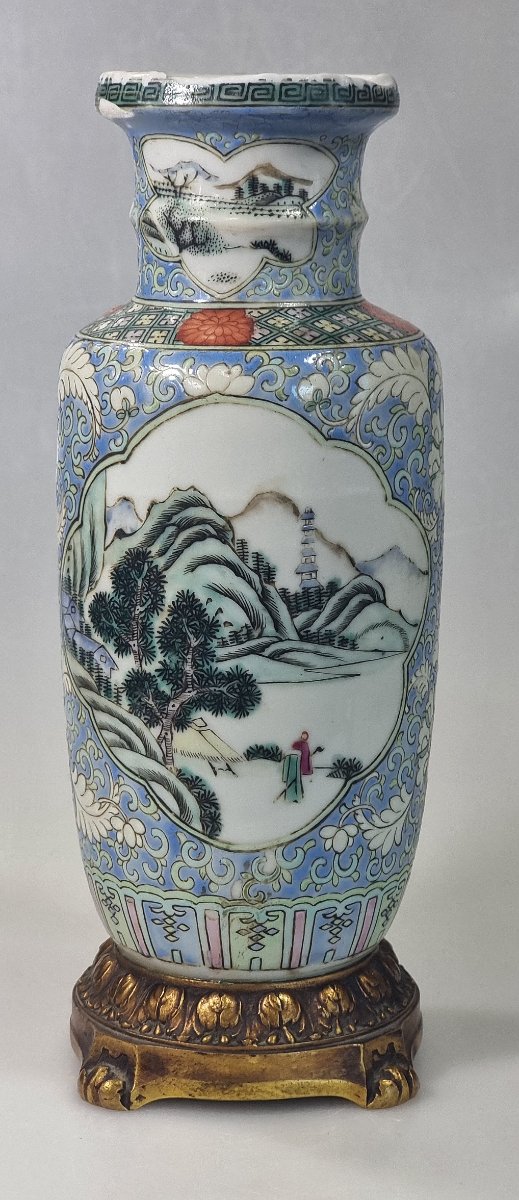 19th-century Chinese "famille Rose" Vase With A French Gilded Metal Mount-photo-3