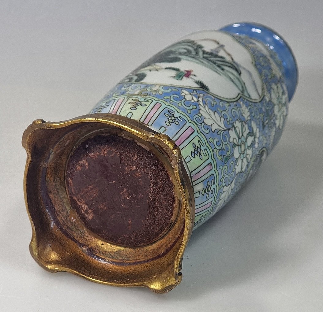 19th-century Chinese "famille Rose" Vase With A French Gilded Metal Mount-photo-1