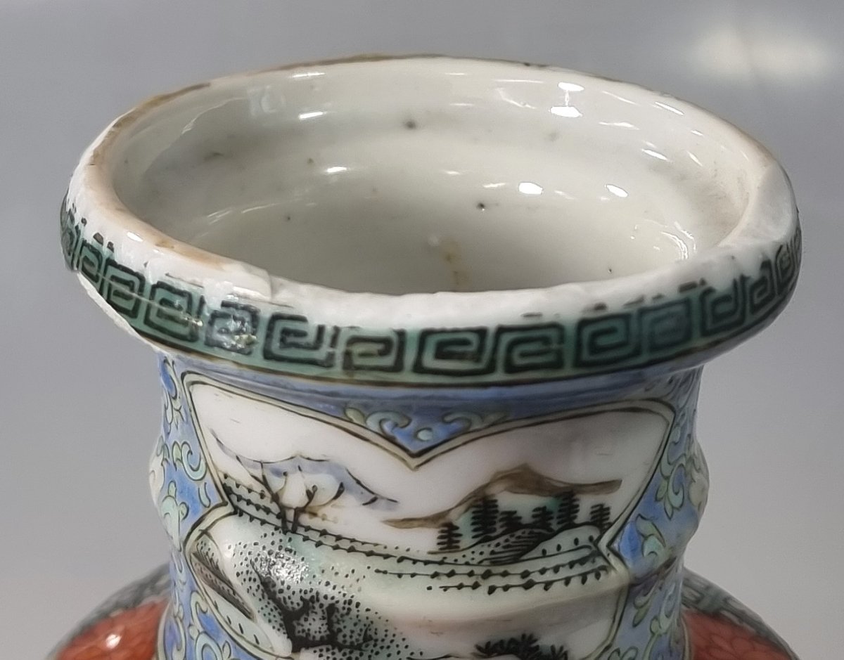 19th-century Chinese "famille Rose" Vase With A French Gilded Metal Mount-photo-3