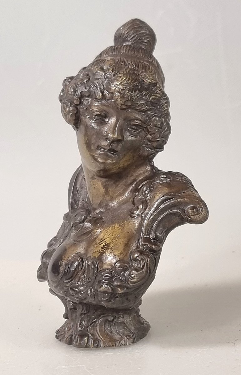 Ancien cachet français en bronze avec buste féminin – XIXe siècle