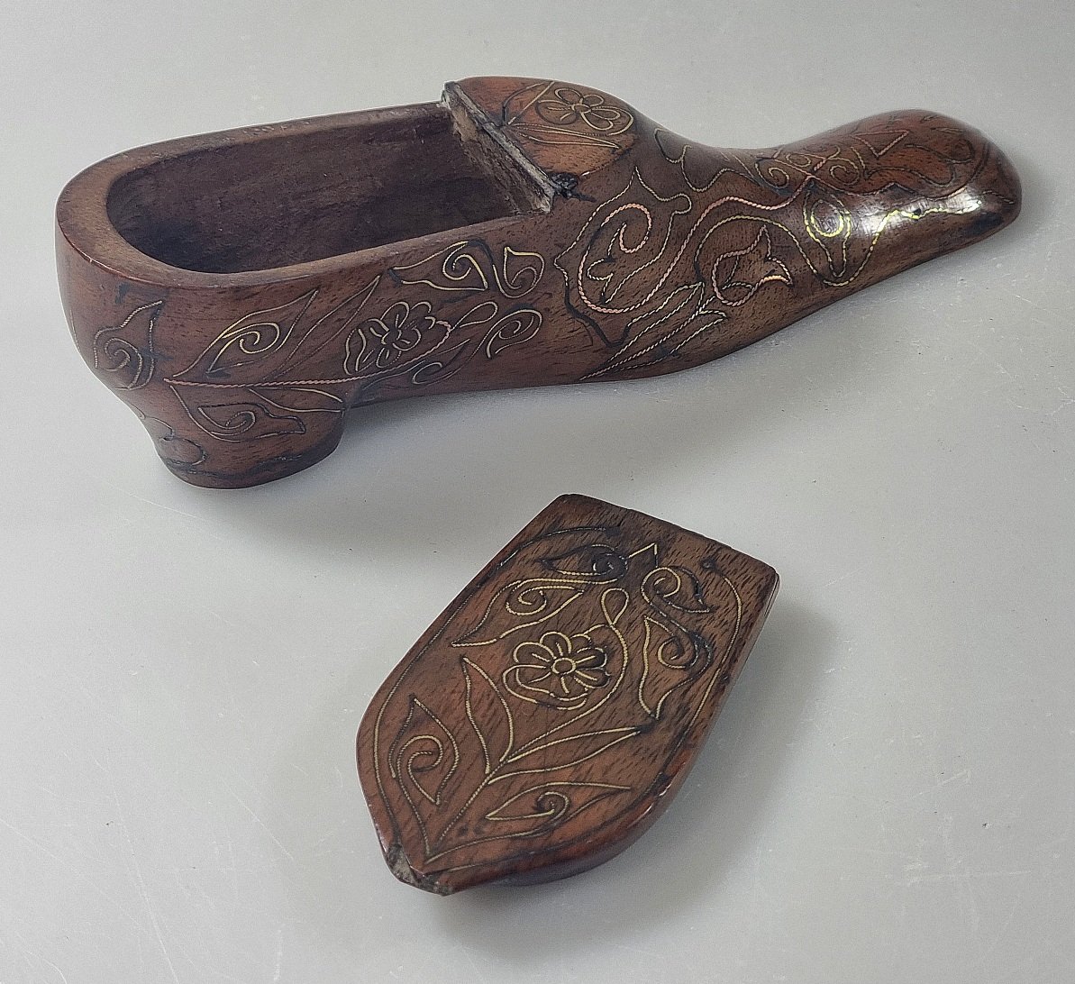 Antique 19th-century Snuffbox Shaped Like A Shoe Snuff Shoe-photo-2