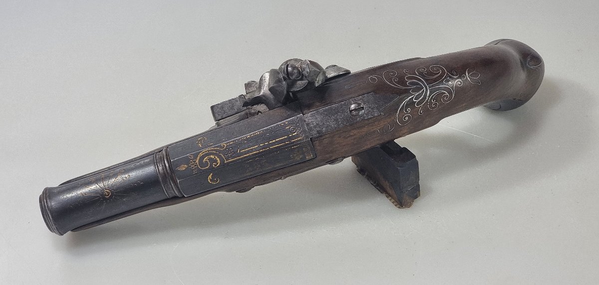 Pistolet français à silex signé Caze à Toulouse, vers 1800