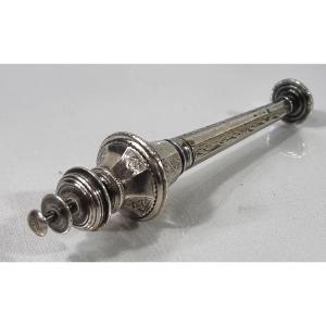 Compendium à couture en argent allemand ancien, en trois parties, 1750-1800