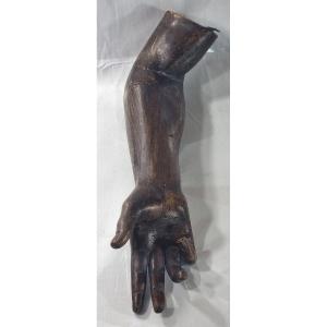 Maquette en bois vintage d'un bras « Le bras de Dieu et la Création d'Adam »