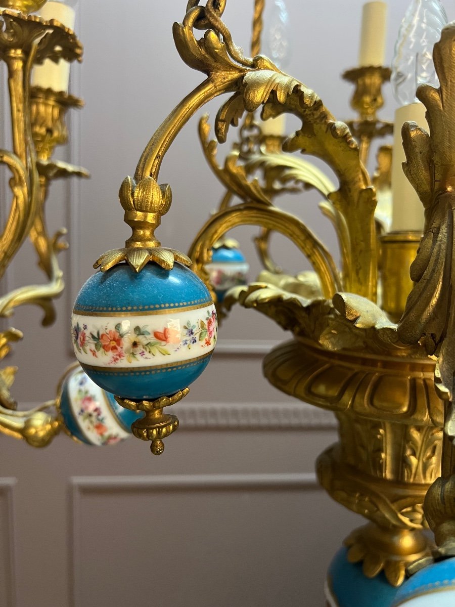 Chandelier In Gilt Bronze And Porcelain-photo-3