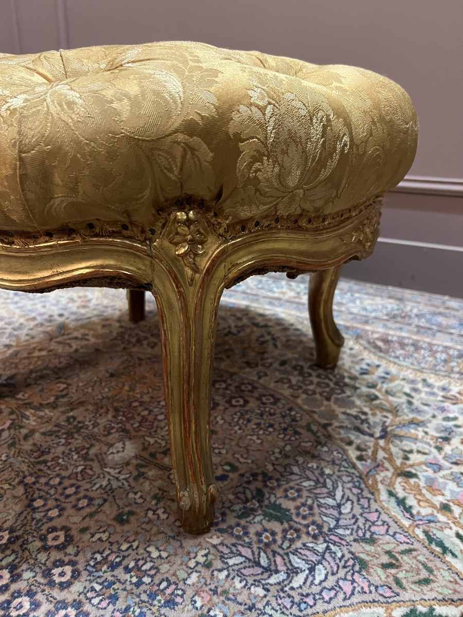 Ensemble de chauffeuse et tabouret en bois doré de style Louis XV-photo-5