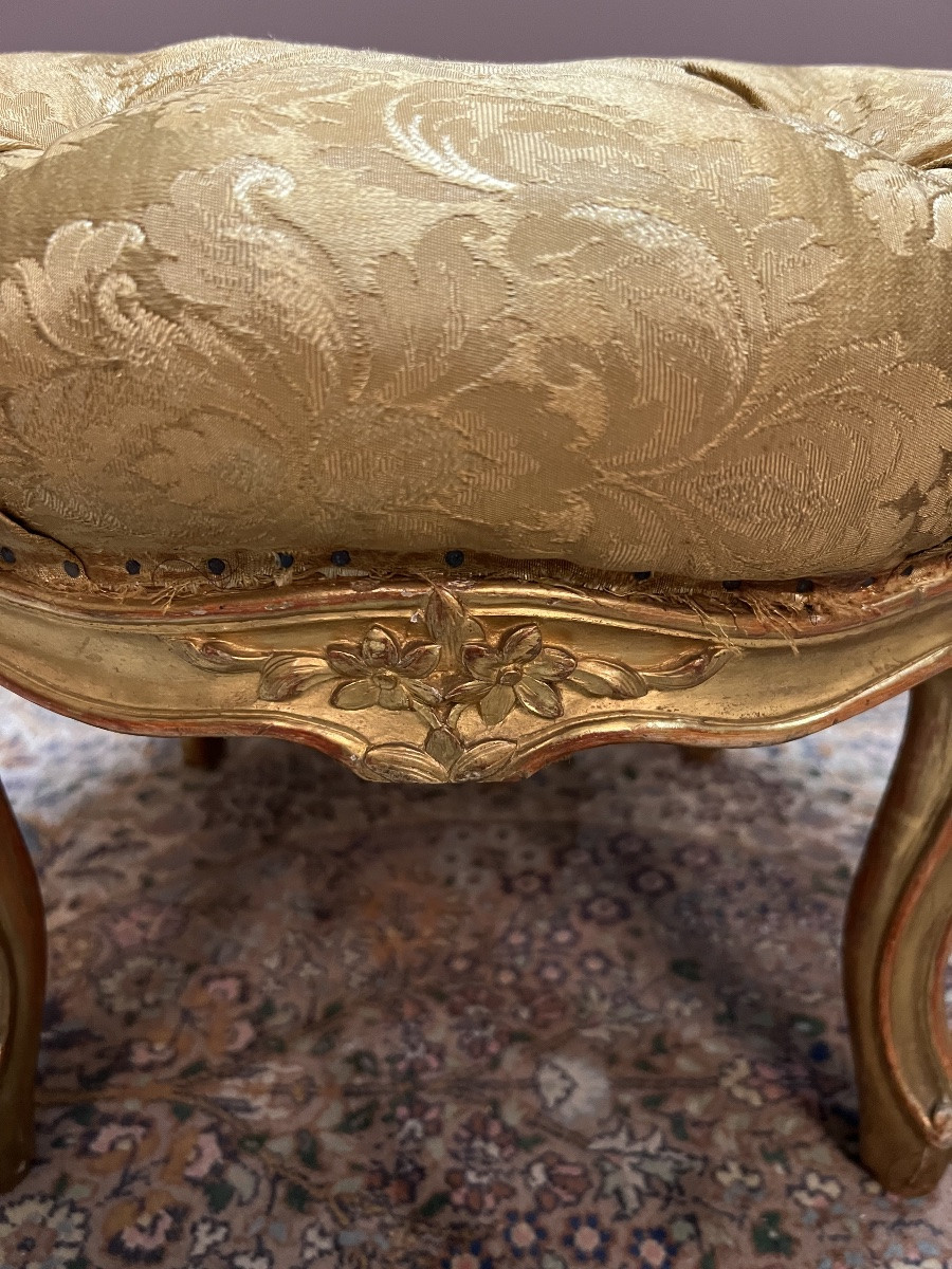 Ensemble de chauffeuse et tabouret en bois doré de style Louis XV-photo-6