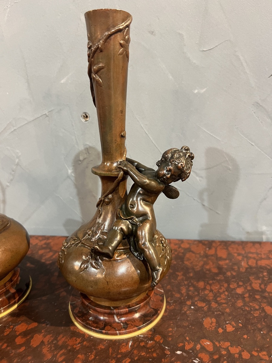 Paire de vases en bronze signé Auguste Moreau-photo-2