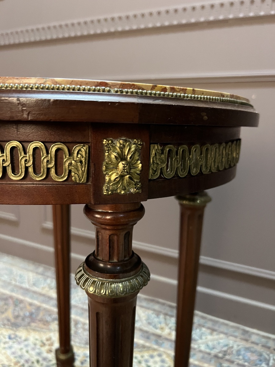 Petite table de salon de style Louis XVI-photo-3