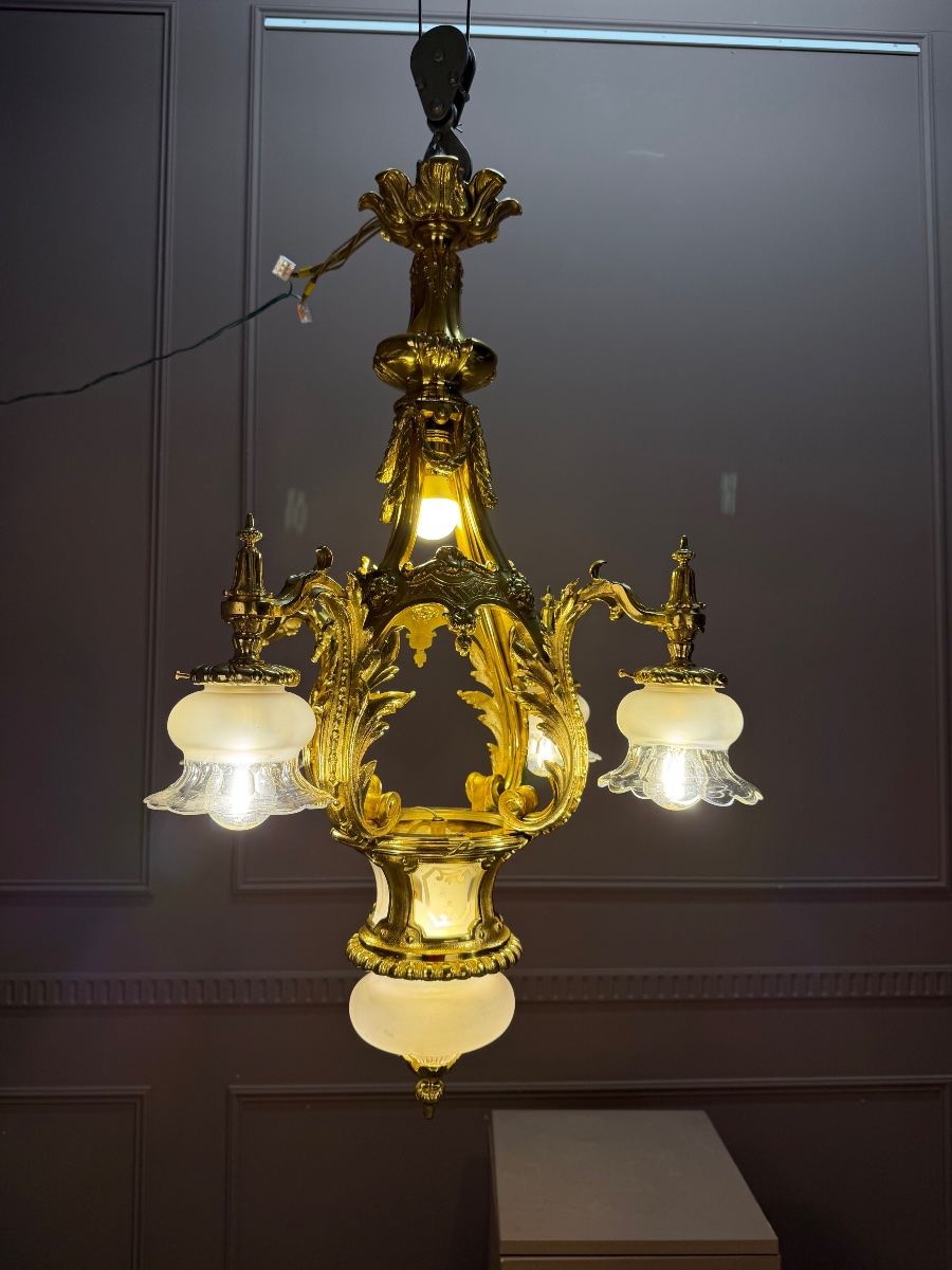 Lustre en bronze doré 