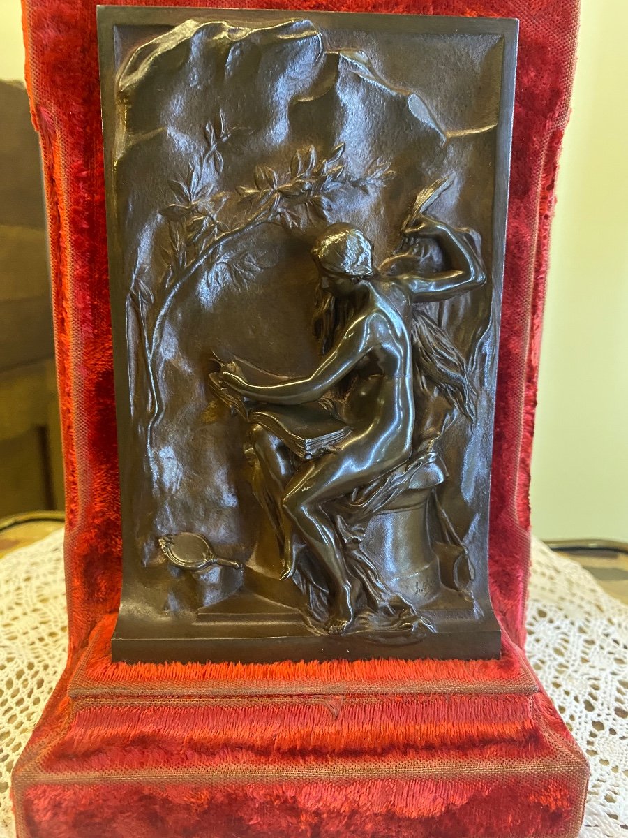 Joli Bas Relief Bronze 