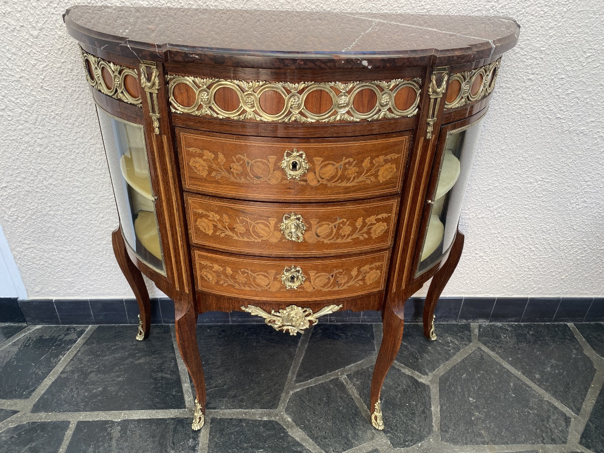 Rare Small Half-moon Chest Of Drawers With Two Glass Doors 