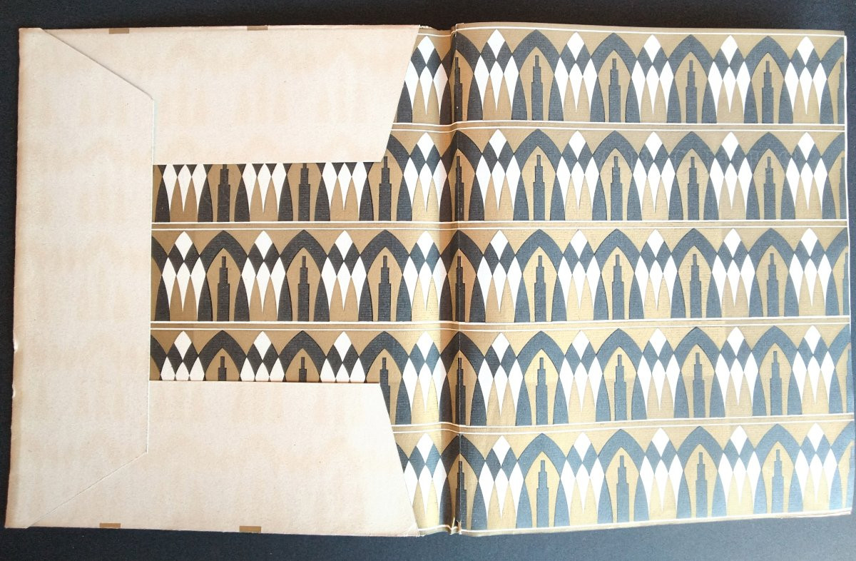 - Art Deco - Paris '25 - Furniture Accessories - Expo Rapport N° 5 --photo-1