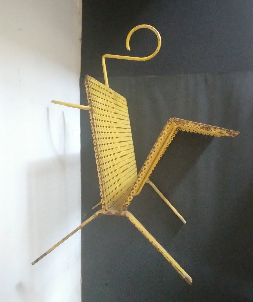  -  Porte - Journeaux / Documents  par  Mathieu  MATEGOT  --photo-4