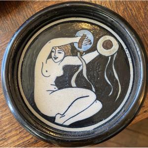 Poterie de Ciboure VE néo grec pays basque Femmes aux cymbales Maria Fernandez 