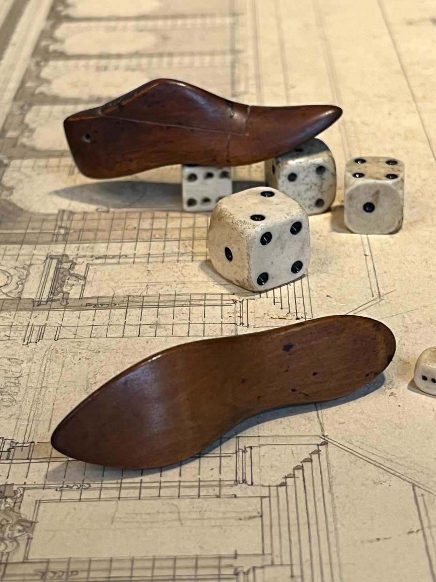 Pair Of Miniature Mouthpieces In Walnut.-photo-6