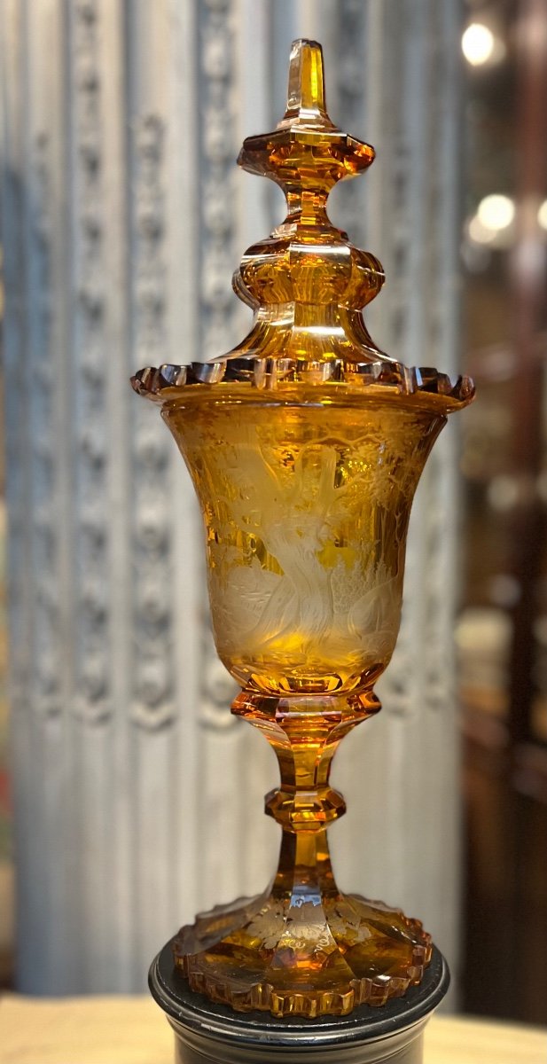 Cut Crystal Hanap With Hunting Decor -photo-2