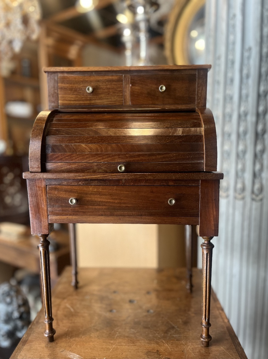 Discounted Furniture. Cylinder Desk.-photo-7