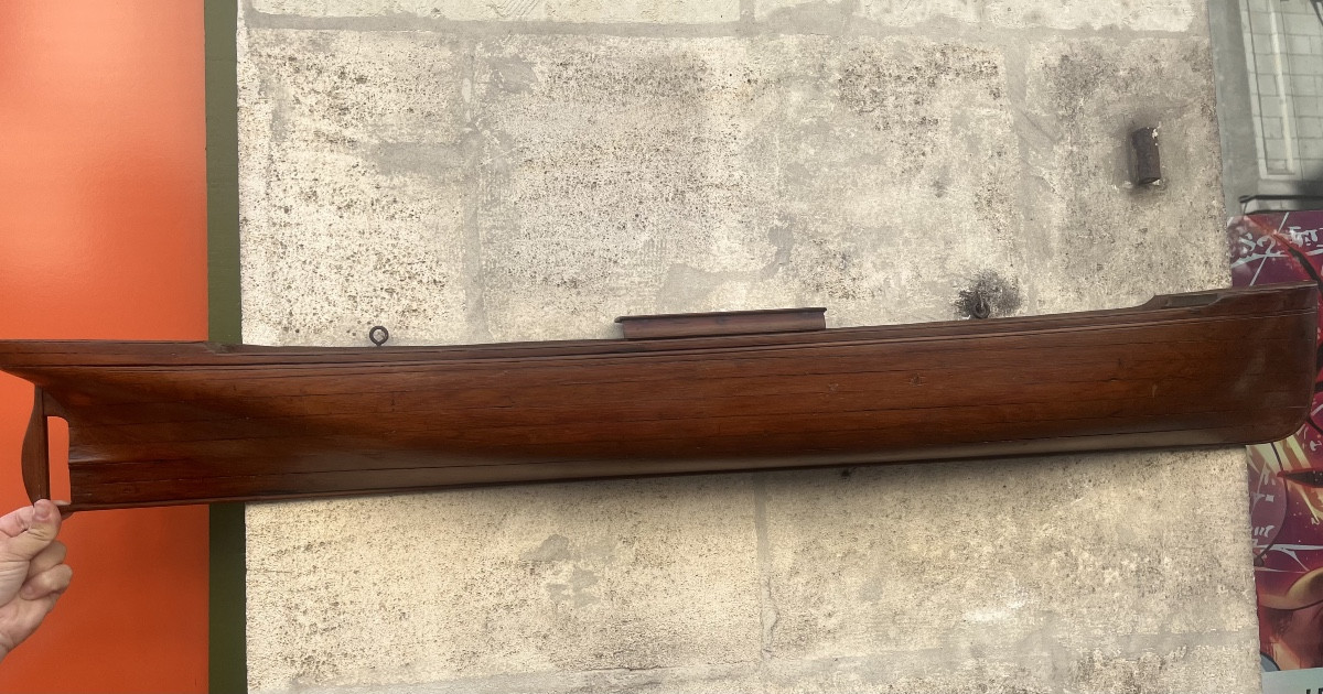 Demi-coque de bateau en bois ( Pin )-photo-1