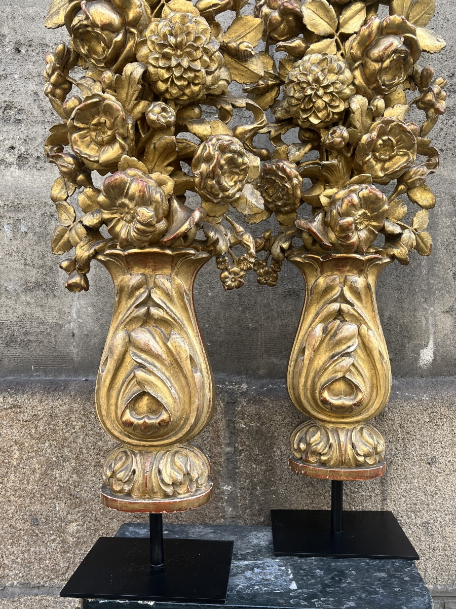 Pair Of Carved And Gilded Wooden Bouquets.-photo-7