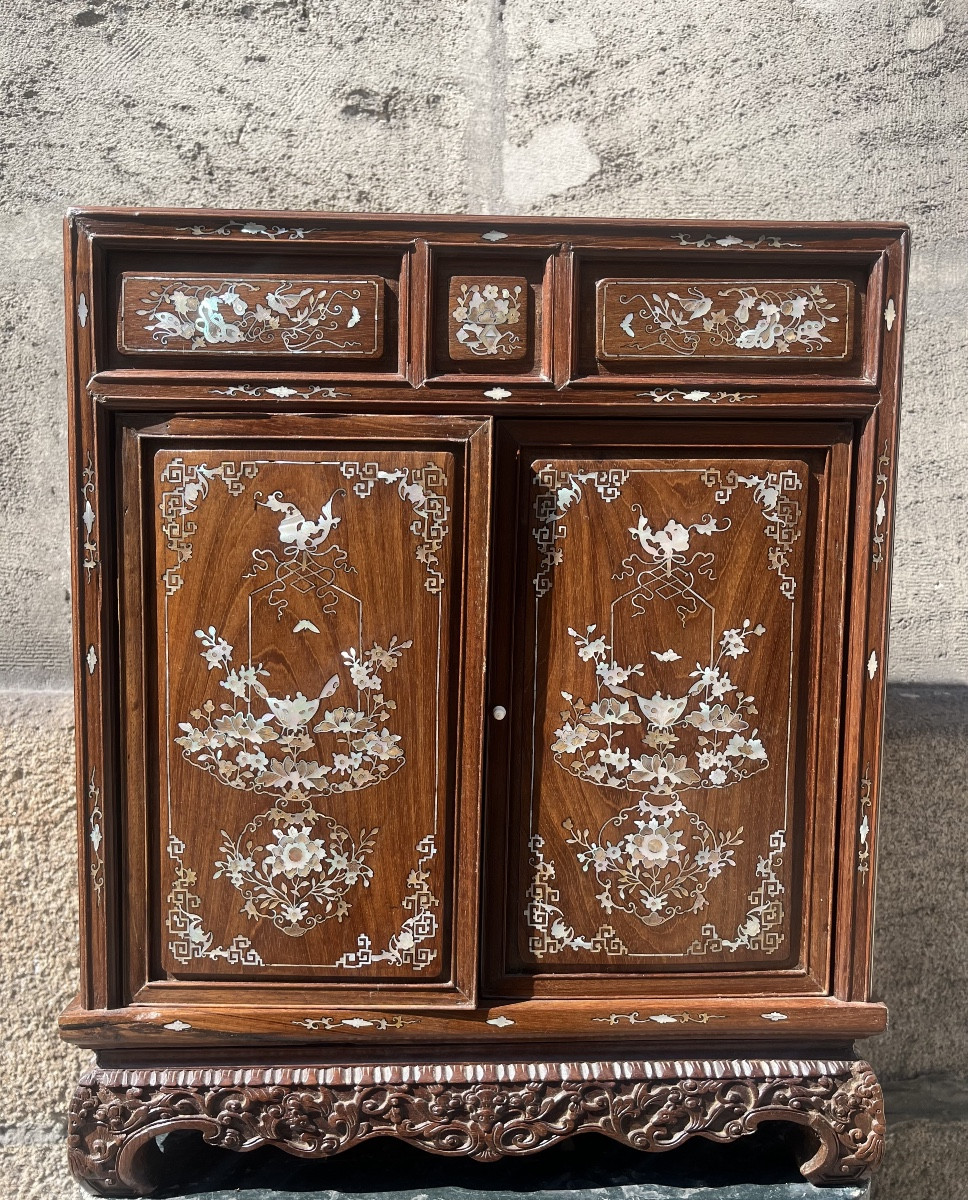 Vietnamese Two-door Cabinet.-photo-5