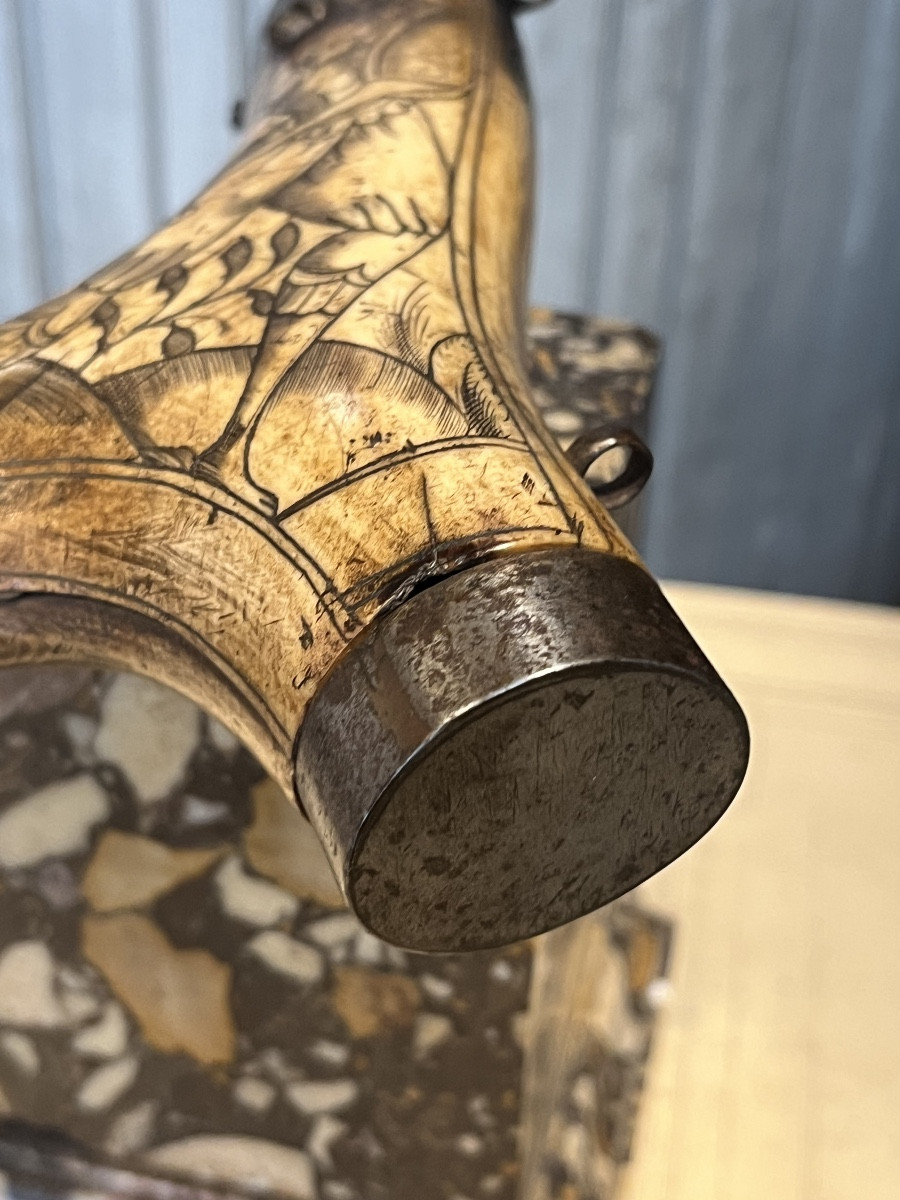 Engraved Deer Wood Powder Flask.-photo-3