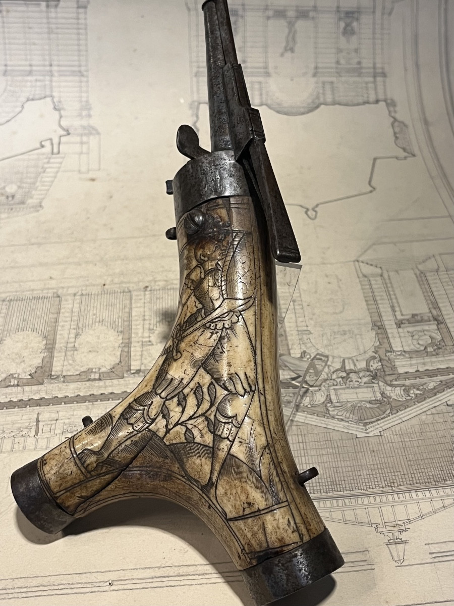 Engraved Deer Wood Powder Flask.