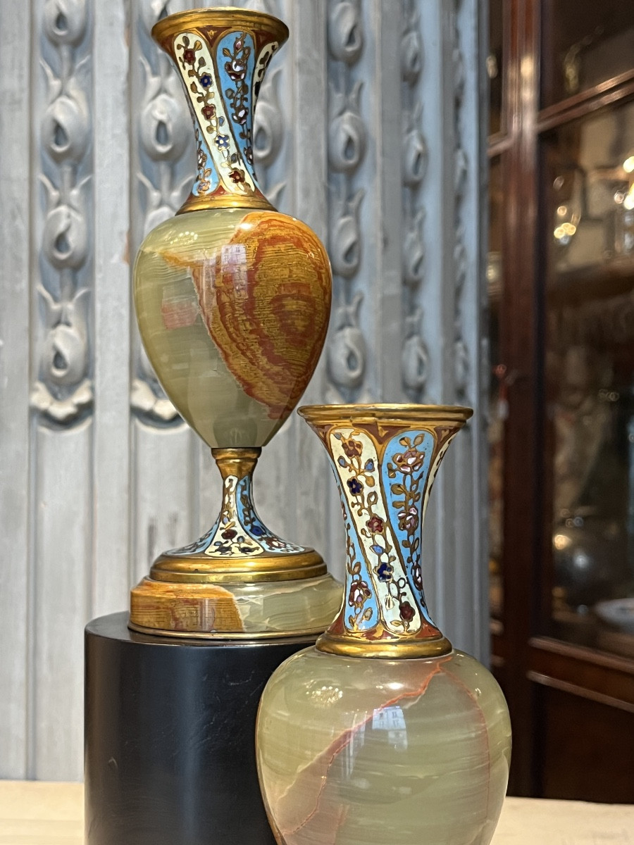 Paire de vase en Onyx d’Algérie et bronze .-photo-3