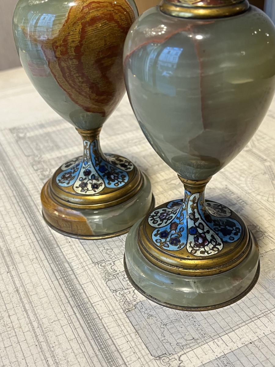 Paire de vase en Onyx d’Algérie et bronze .-photo-5