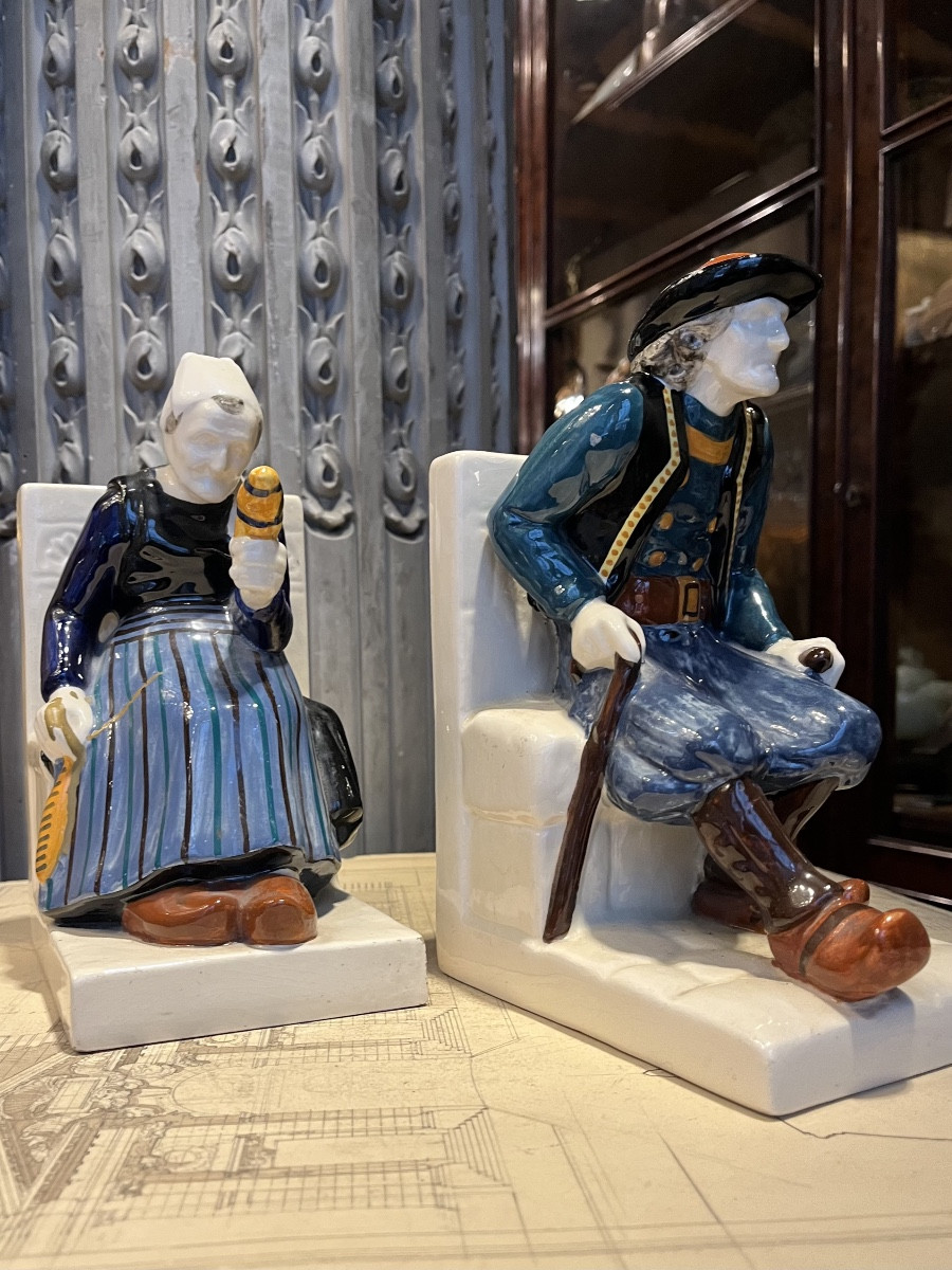 Pair Of Hb Quimper Bookends.-photo-3