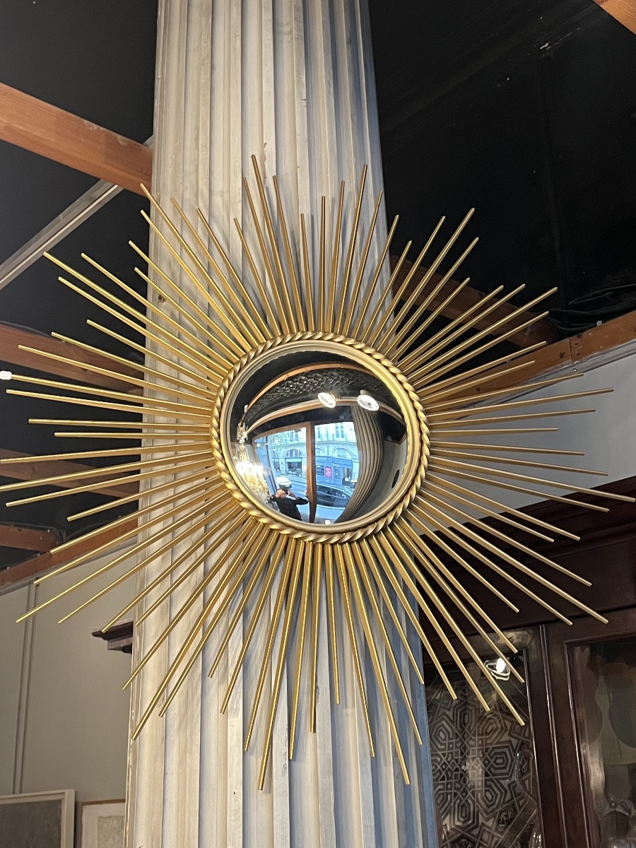 Miroir sorcière  ou miroir  bombé . Diam 83 cm