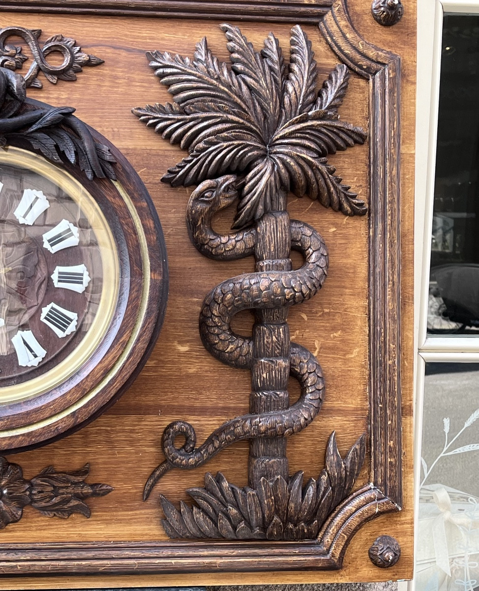 Boiserie de pharmacie en bois sculpté et peint-photo-2