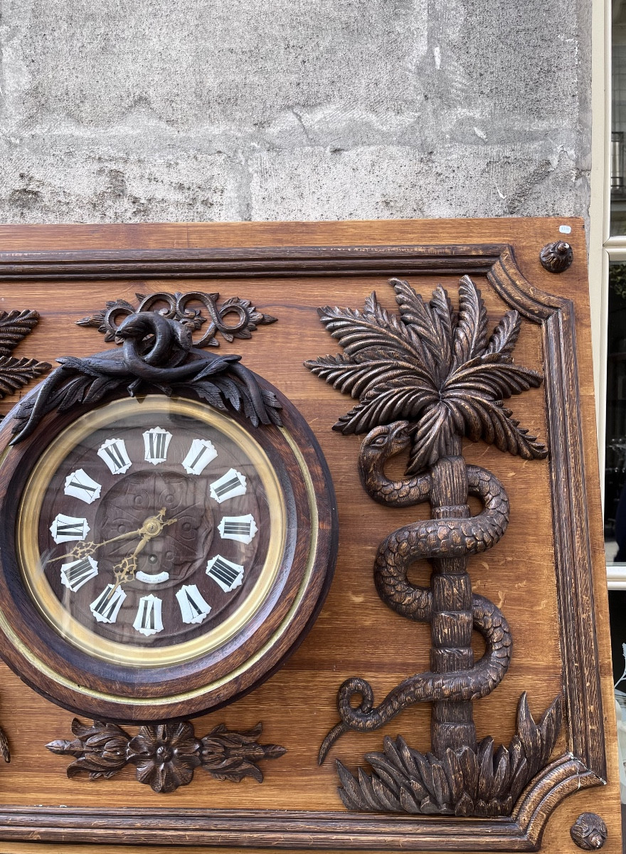 Boiserie de pharmacie en bois sculpté et peint-photo-4