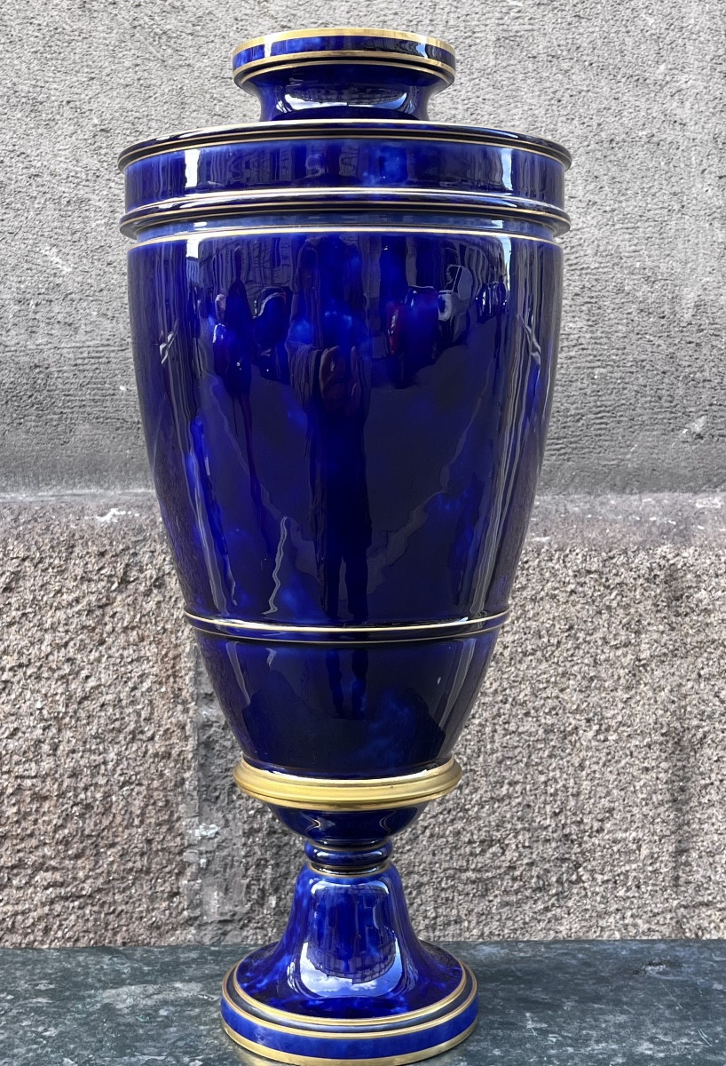 Sèvres  , vase de forme balustre .-photo-4