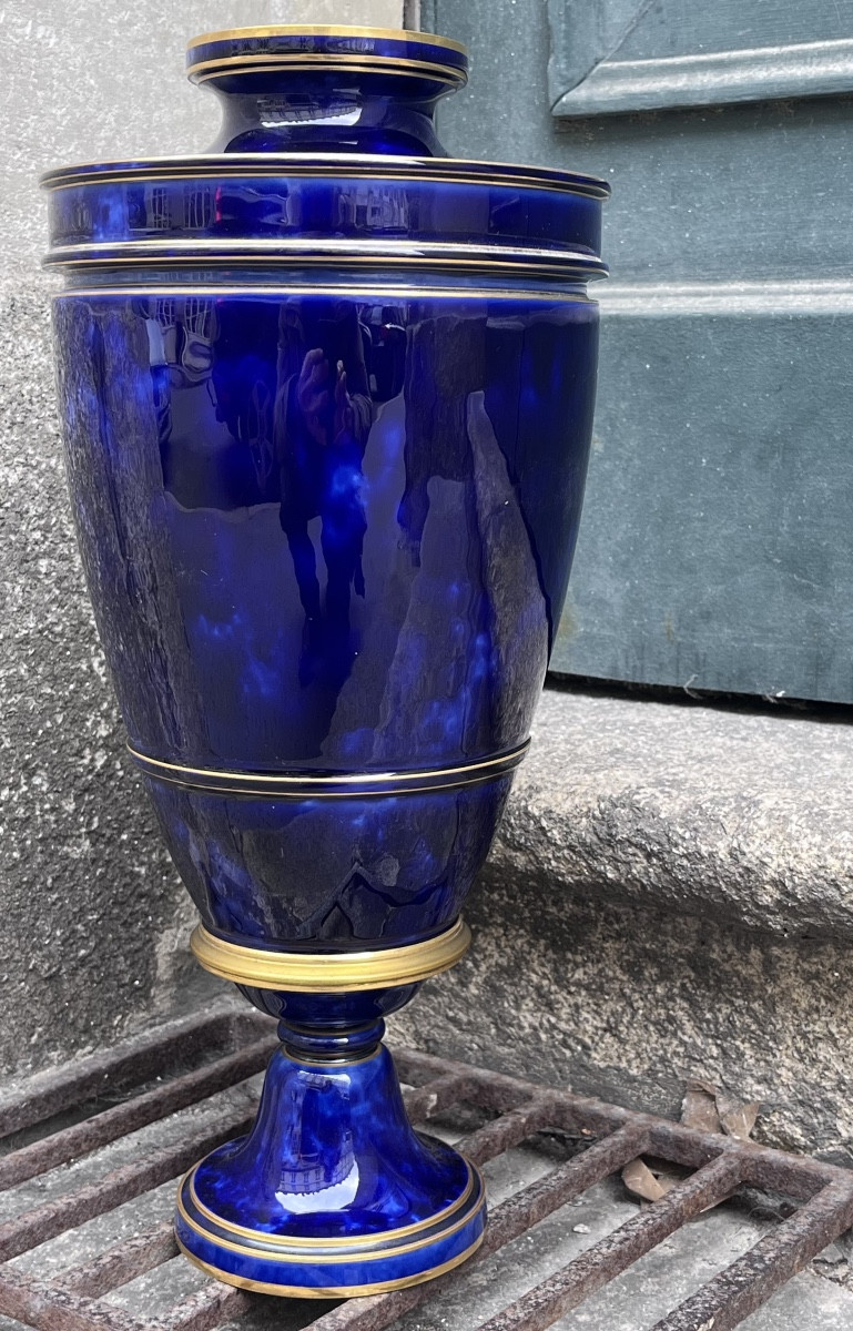 Sèvres  , vase de forme balustre .-photo-5