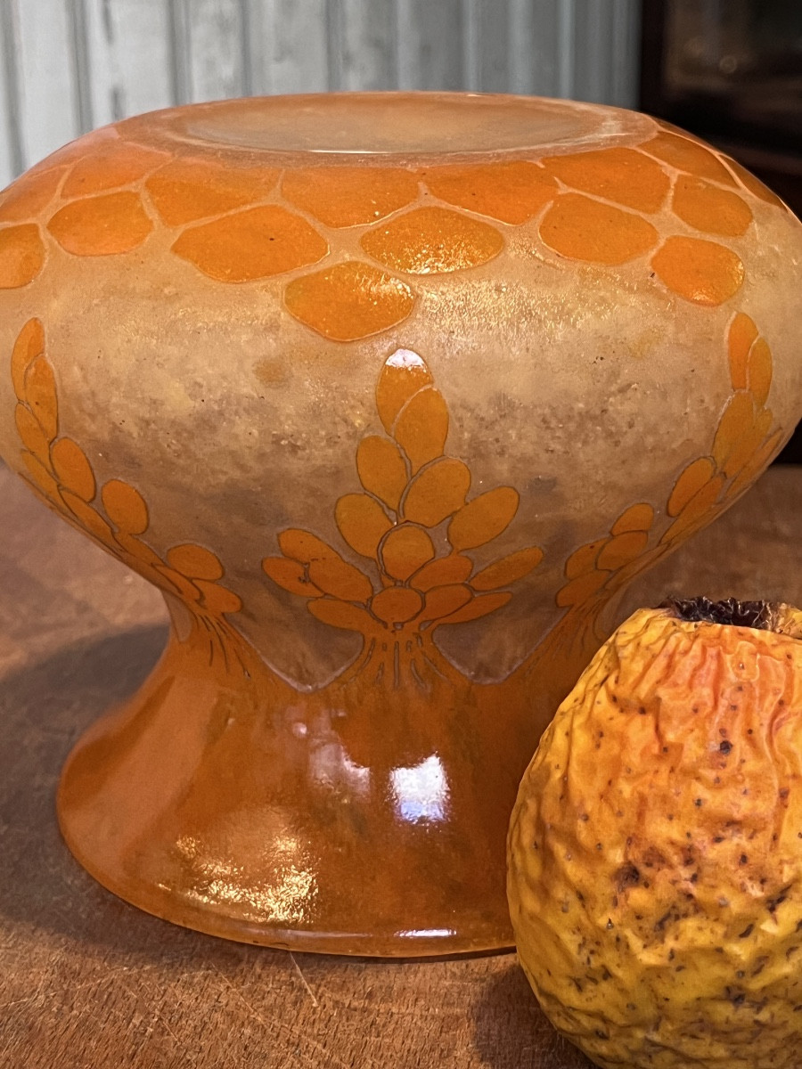 Schneider vase pansu . A décor de dattes .-photo-2