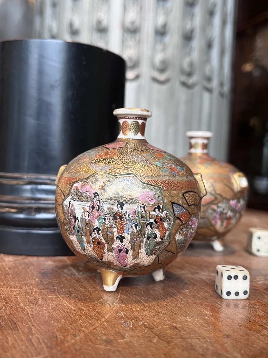 Satsuma .pair Of Ball-shaped Vases .-photo-4