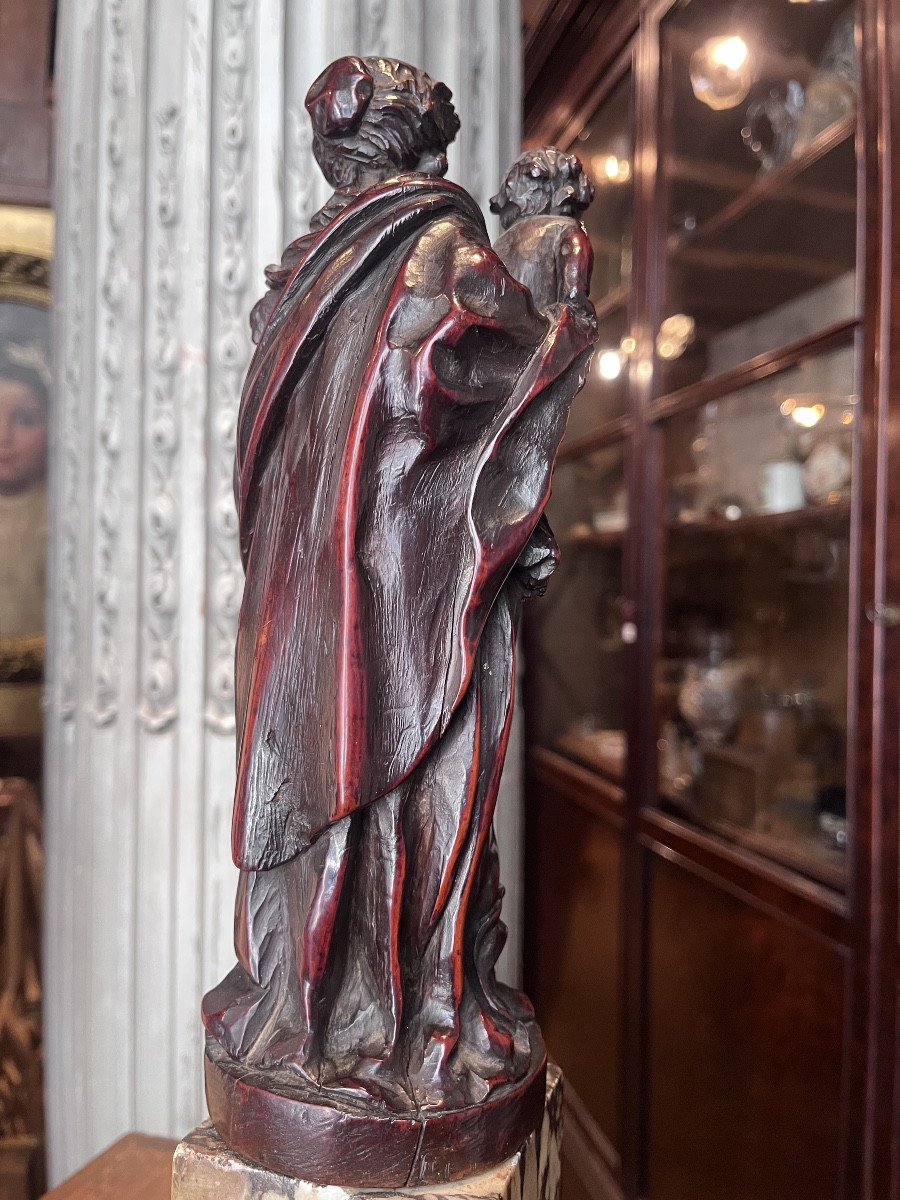 Vierge à l’Enfant en buis sculpté en rond de bosse .-photo-7