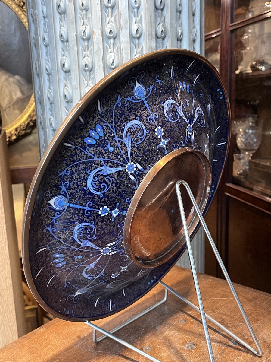 Large Deep Dish On Circular Pedestal.-photo-4
