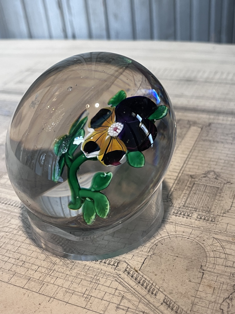 Boule presse papier Baccarat .-photo-1