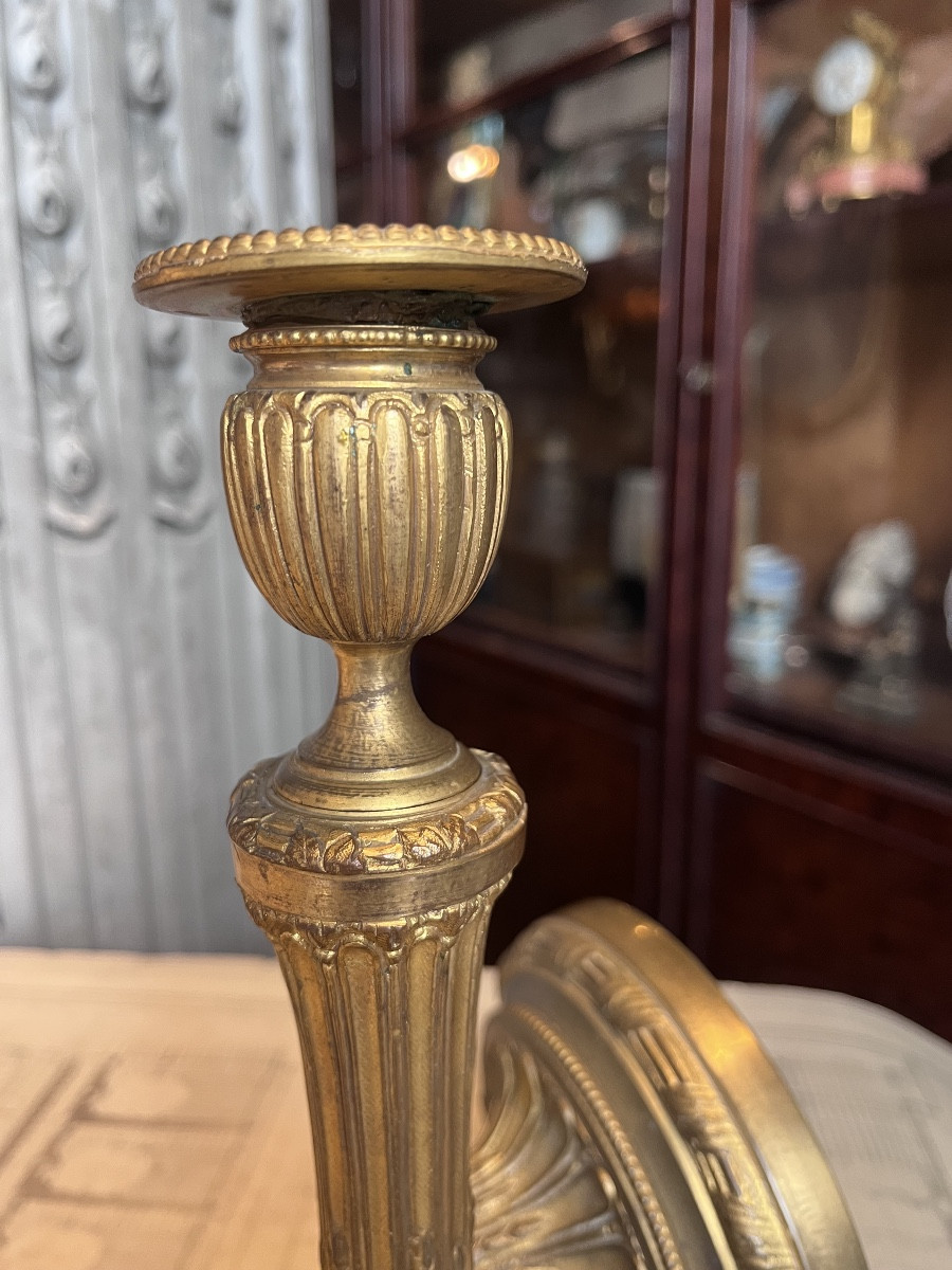 Paire de bougeoirs en bronze de Style Louis XVI .-photo-4