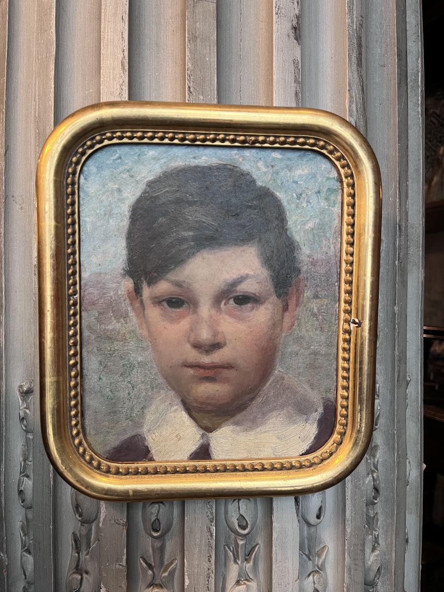 Portrait , huile sur carton vers 1920 .
