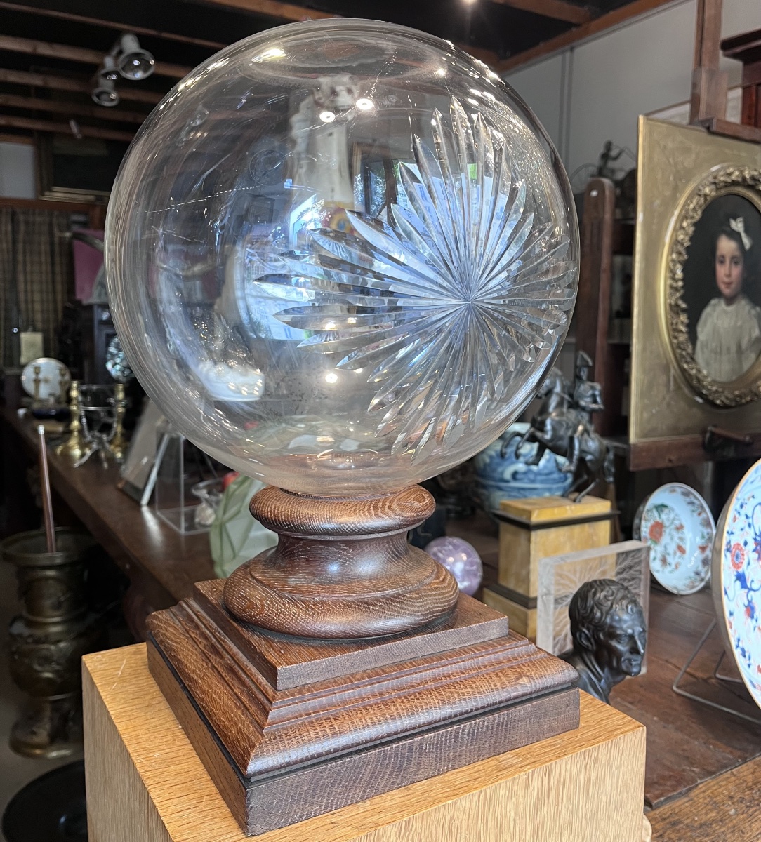 Boule de Pharmacie  et son socle en Chêne .-photo-5