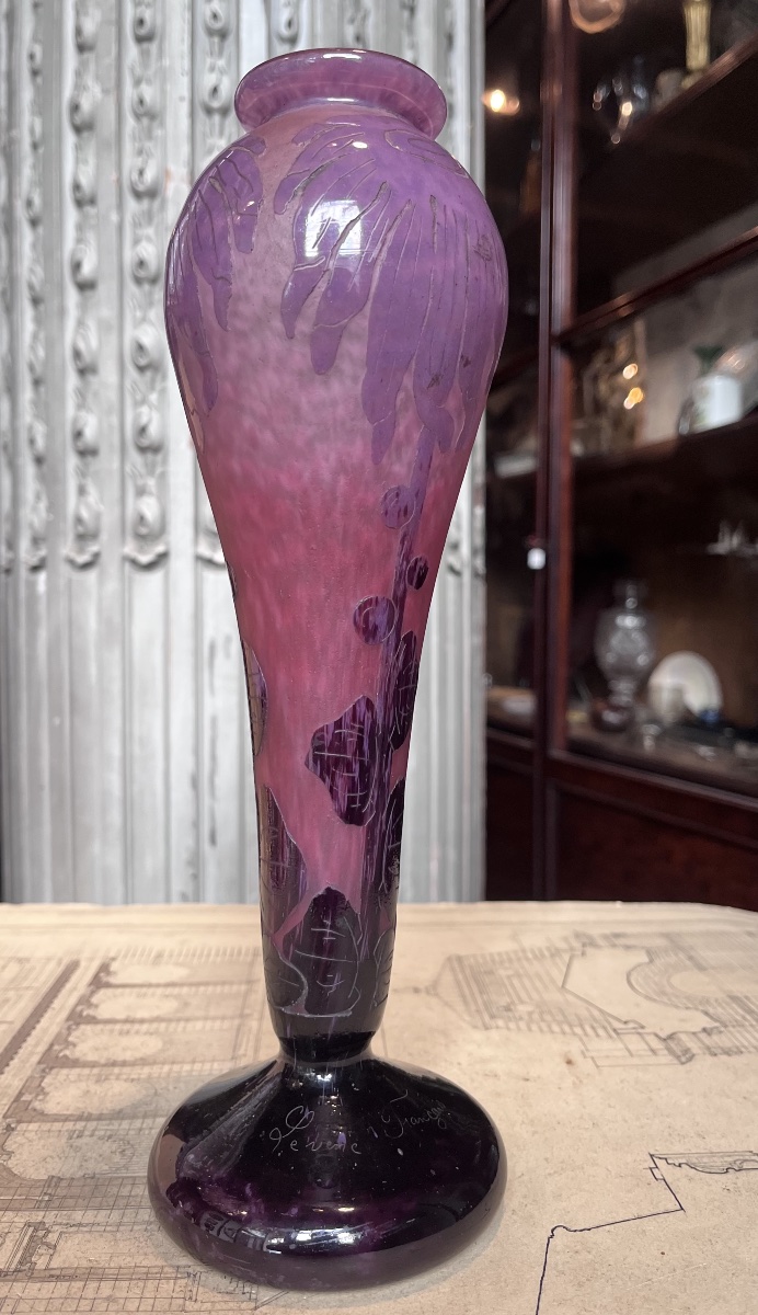 Vase Decorated With Dahlias. Le Verre Français.-photo-2